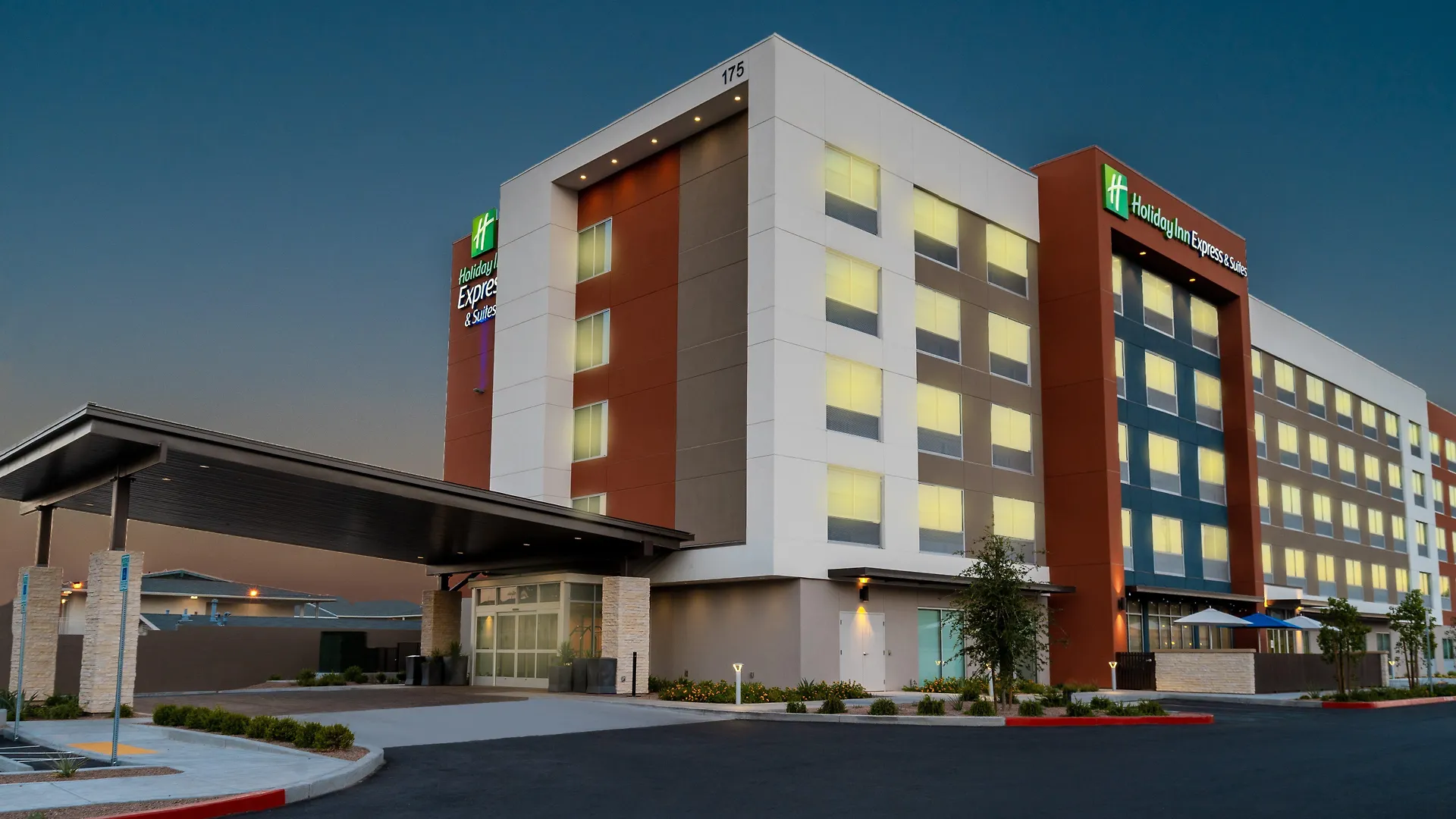Holiday Inn Express & Suites - Las Vegas - E Tropicana By Ihg