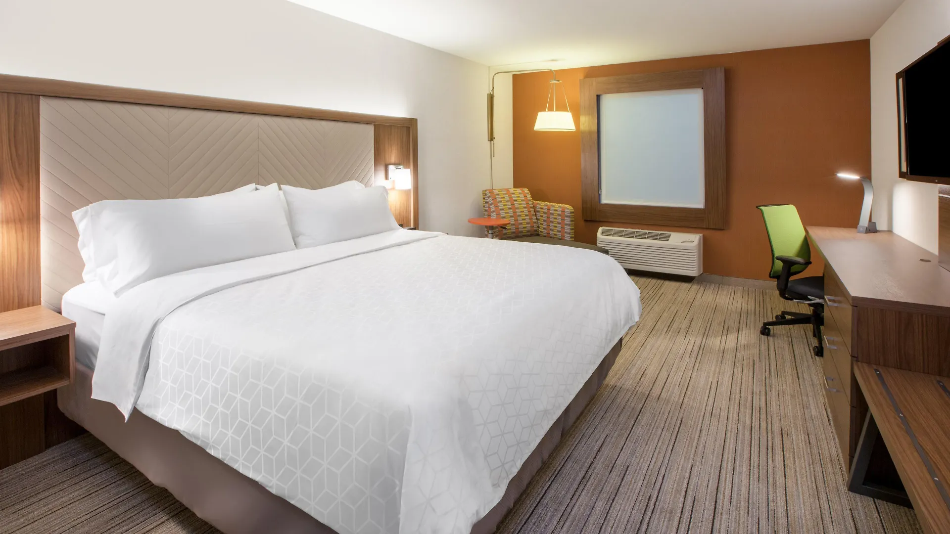 Holiday Inn Express & Suites - Las Vegas - E Tropicana By Ihg Hotel