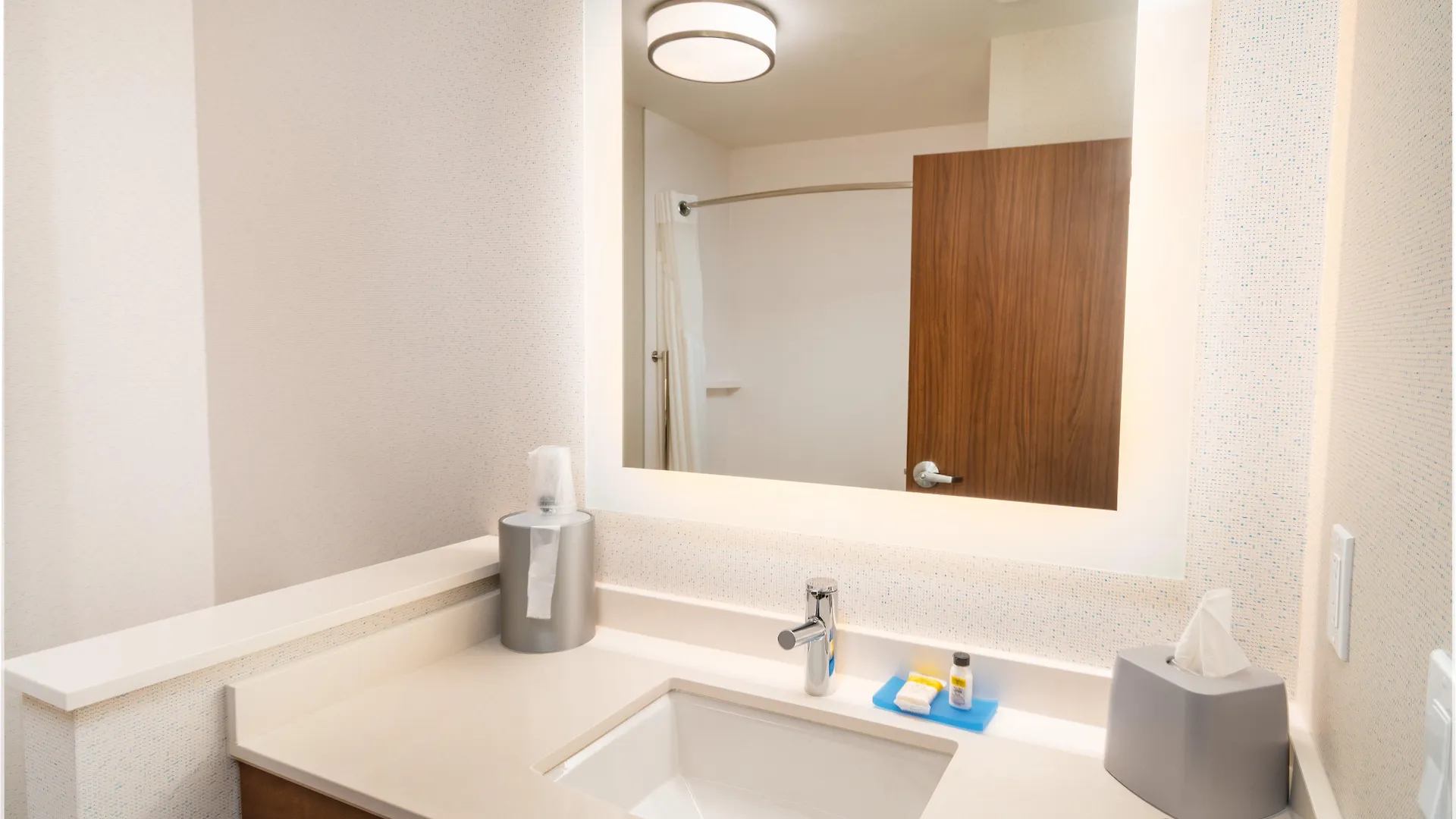 Hotel Holiday Inn Express & Suites - Las Vegas - E Tropicana By Ihg
